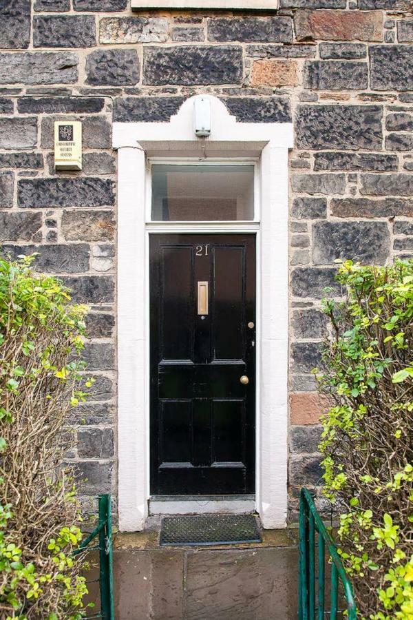 Princes St - 5 Minutes Walk-main Door&private Garden * Edinburgh